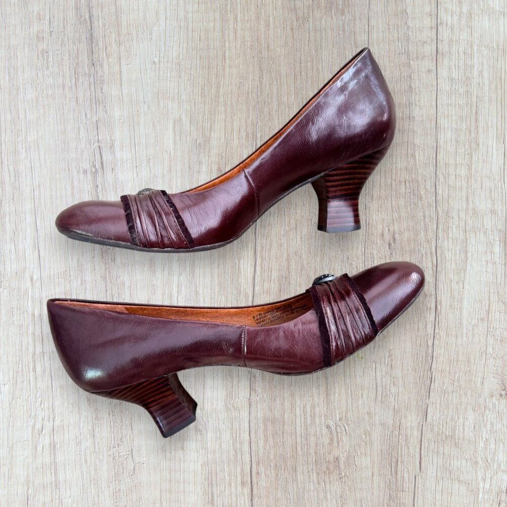 NEW Naya Daria Button Pump Brown Leather Stacked Wood Heel Slip On Shoe 8.5 Wide